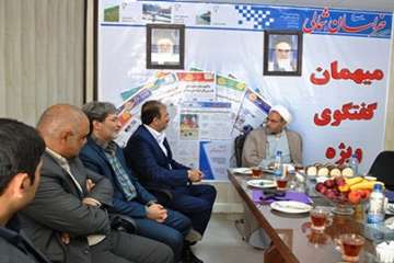 حضور مدیرکل دامپزشکی و معاونان وی در دفتر رسانه های استان- 17 مرداد 95