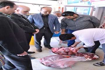 بازدید مدیران کل دامپزشکی و تعزیرات حکومتی از مراکز عرضه بجنورد