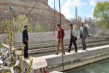 بازدید از مزارع پرورش آبزیان در روستای گلیان شیروان