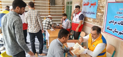 برپایی میز ارتباط مردمی دامپزشکی و شرکت در نماز جمعه روستای کهنه جلگه شهرستان مانه بهمراه توزیع پمفلت آموزشی و آموزش چهره به چهره به دامداران در هفته وحدت