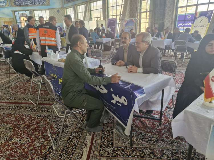 استقرار میز ارتباط مردمی دامپزشکی خراسان شمالی در مصلی نماز جمعه بجنورد و چند شهرستان دیگر