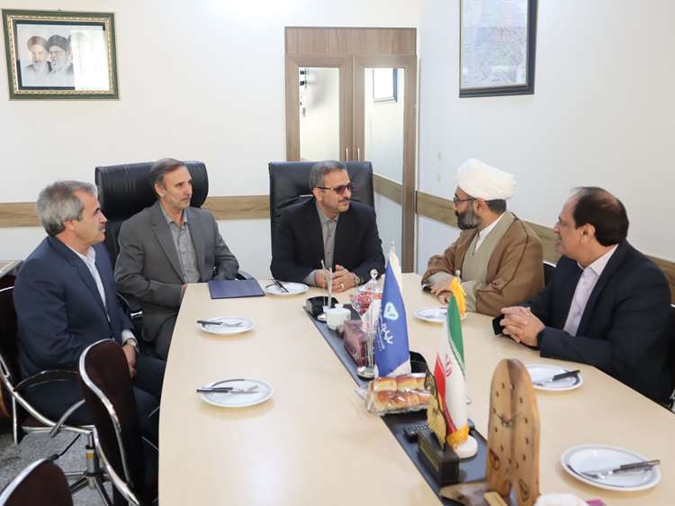 ۱۴ مهر، روز ملی دامپزشکی و تبریک معاون استاندار و رئیس، معاون و نماینده ولی فقیه سازمان جهاد کشاورزی خراسان شمالی در اداره‌کل دامپزشکی استان