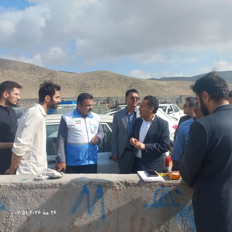 در آستانه عید قربان رئیس دامپزشکی سملقان به همراه فرماندار شهرستان و تیم نظارتی روند فعالیت میدان عرضه دام آشخانه را از نظر شرایط بهداشتی بررسی کردند.
