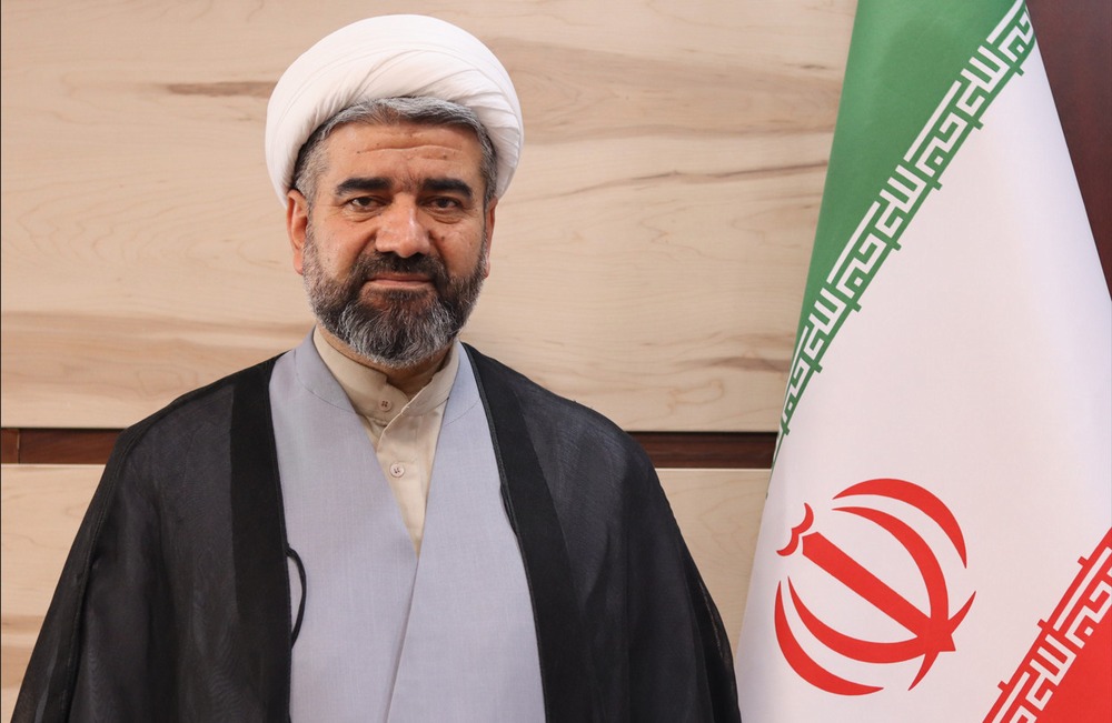 علیرضا دهقان 
